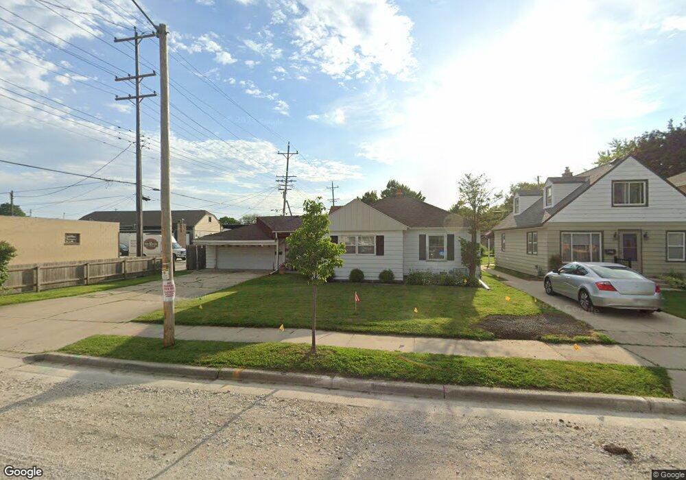 4825 N 126th St, Butler, WI 53007 - photo 1