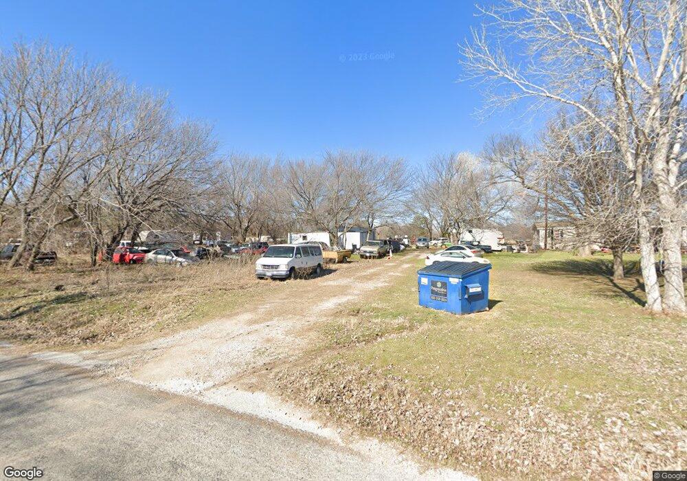 811 County Road 3798, Springtown, TX 76082 - photo 1