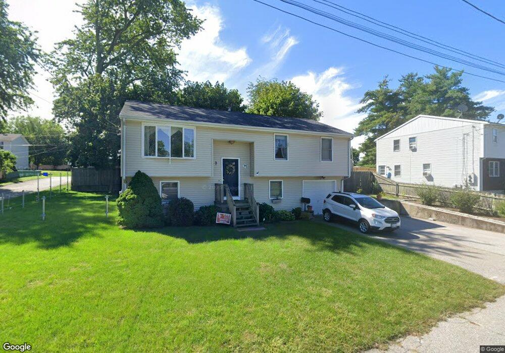 74 Locust St, Riverside, RI 02915 - photo 1