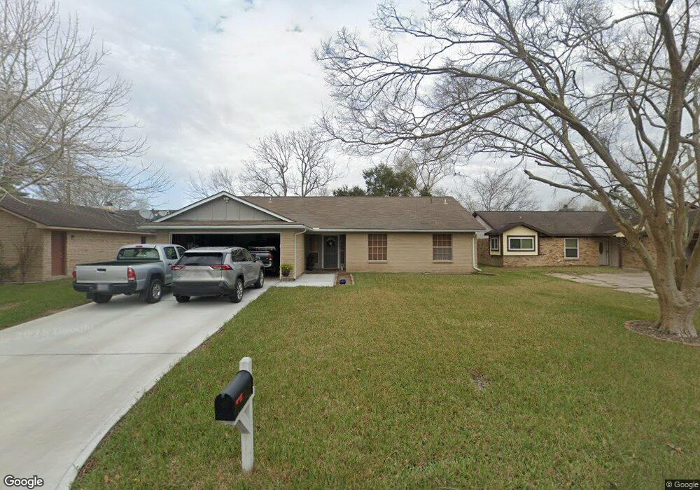 4925 Kentington Dr, Alvin, TX 77511 - photo 1