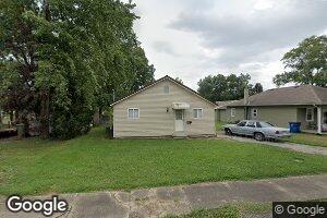 606 E Samuel St, Christopher, IL 62822