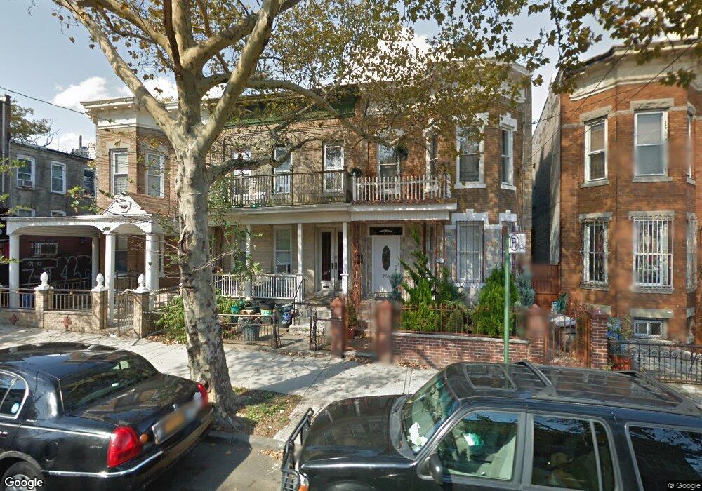 251 Etna St unit 2Fl, Brooklyn, NY 11208 - photo 1