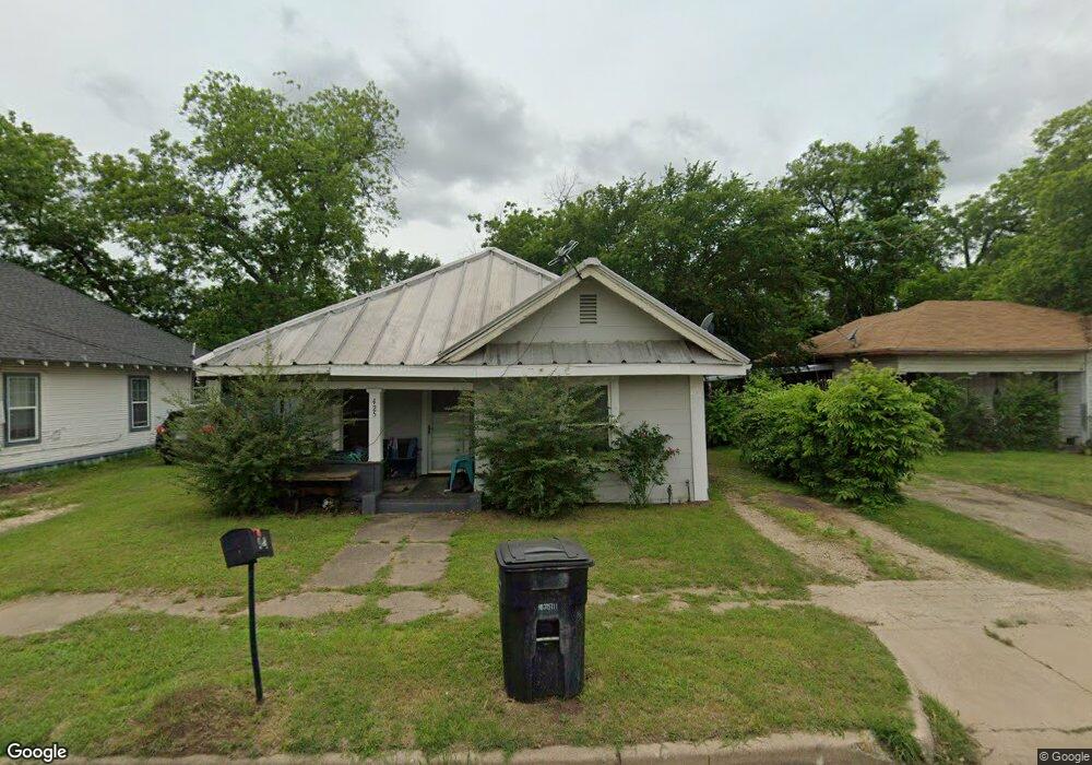 425 N Wilhite St, Cleburne, TX 76031 - photo 1