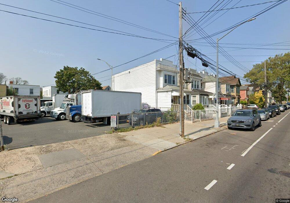 10368 104th St, Ozone Park, NY 11417 - photo 1