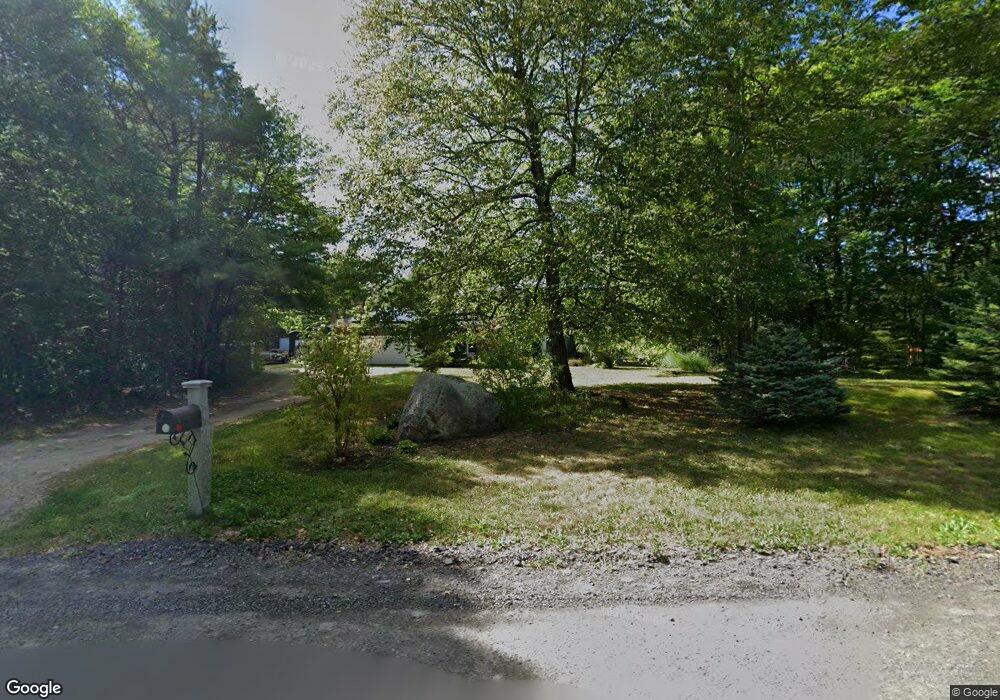 10 Laurel St, Hubbardston, MA 01452 - photo 1