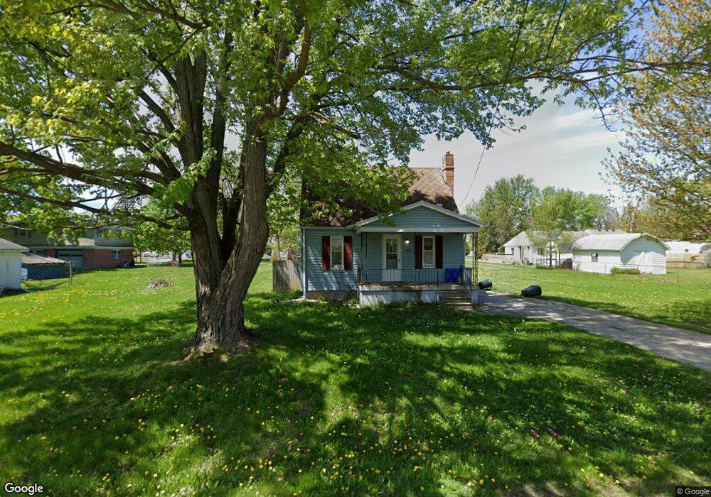 2072 Roslyn Ave, Flint, MI 48532 - photo 1