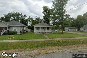 416 S Walnut St, Sesser, IL 62884