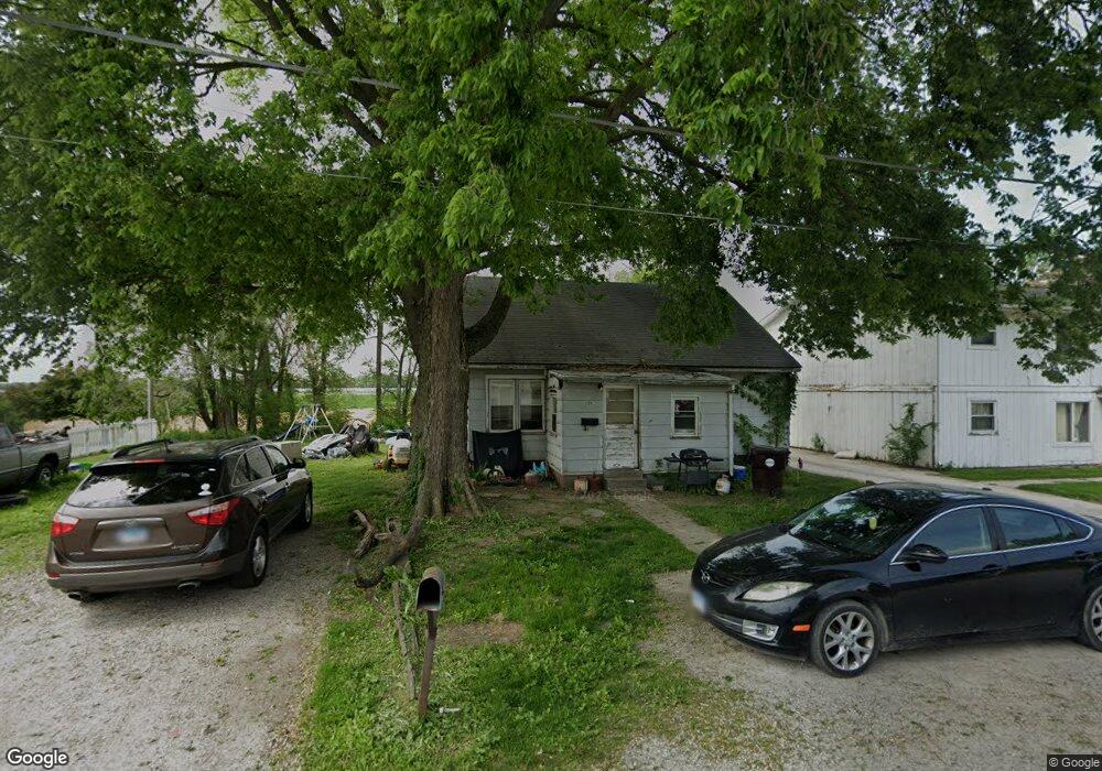 125 Frorer Ave, Lincoln, IL 62656 - photo 1