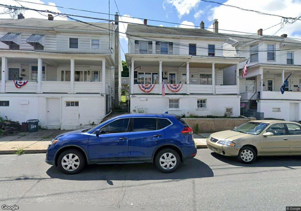 318 E Bertsch St, Lansford, PA 18232 - photo 1