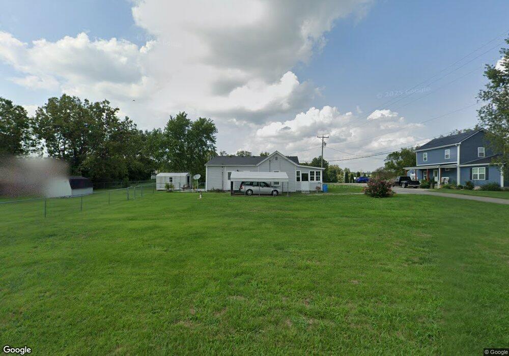 224 S Sycamore St, Burgin, KY 40310 - photo 1