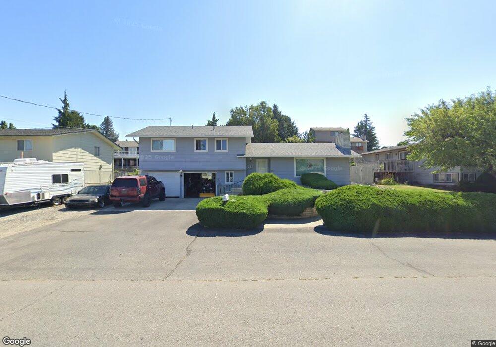 219 S Iowa Ave, East Wenatchee, WA 98802 - photo 1