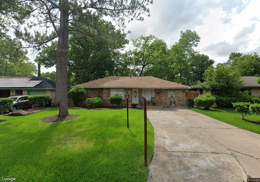 10129 Bretton Dr, Houston, TX 77016 - photo 1