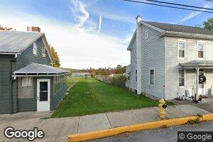 16 S Baltimore St, Franklintown, PA 17323