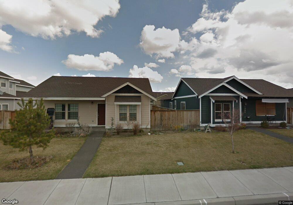 1310 NW 19th St, Redmond, OR 97756 - photo 1