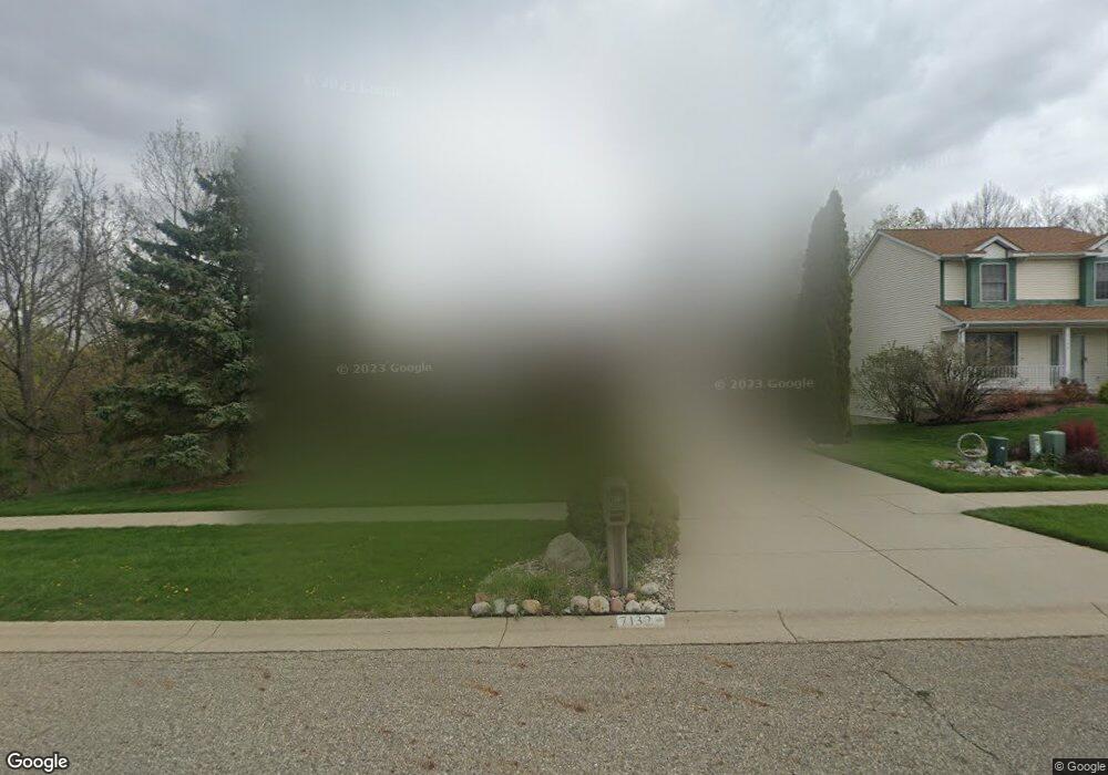 7132 Captiva Dr, Lansing, MI 48917 - photo 1