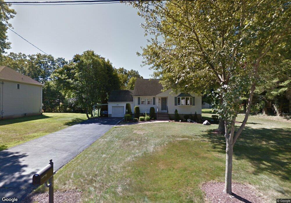 977 Gates Ave, Piscataway, NJ 08854 - photo 1