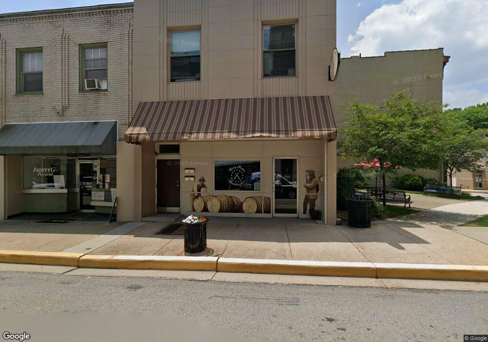 905 Ligonier St unit 2, Latrobe, PA 15650 - photo 1