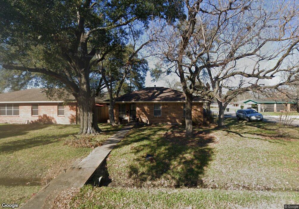 823 E 42nd St, Houston, TX 77022 - photo 1