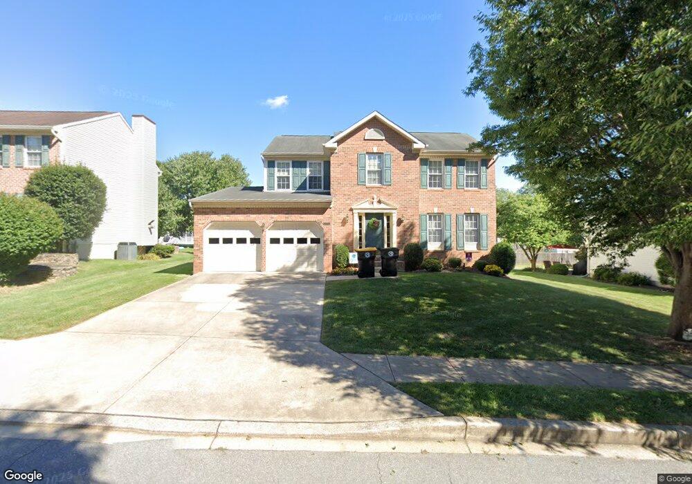 7405 Brandenburg Cir, Sykesville, MD 21784 - photo 1