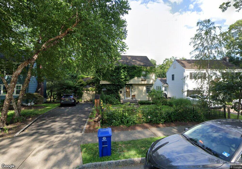 27 Marquette Rd, Montclair, NJ 07043 - photo 1