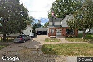 208 S Clark St, Winfield, IA 52659