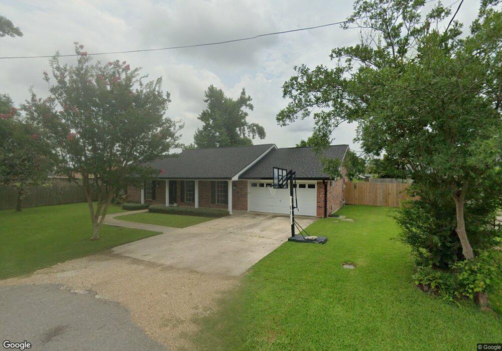 1031 Timberlawn Dr, Lake Charles, LA 70605 - photo 1