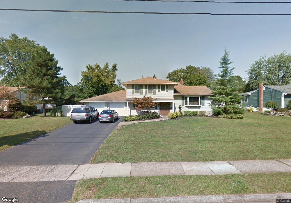 41 Roberts Rd, Clark, NJ 07066 - photo 1