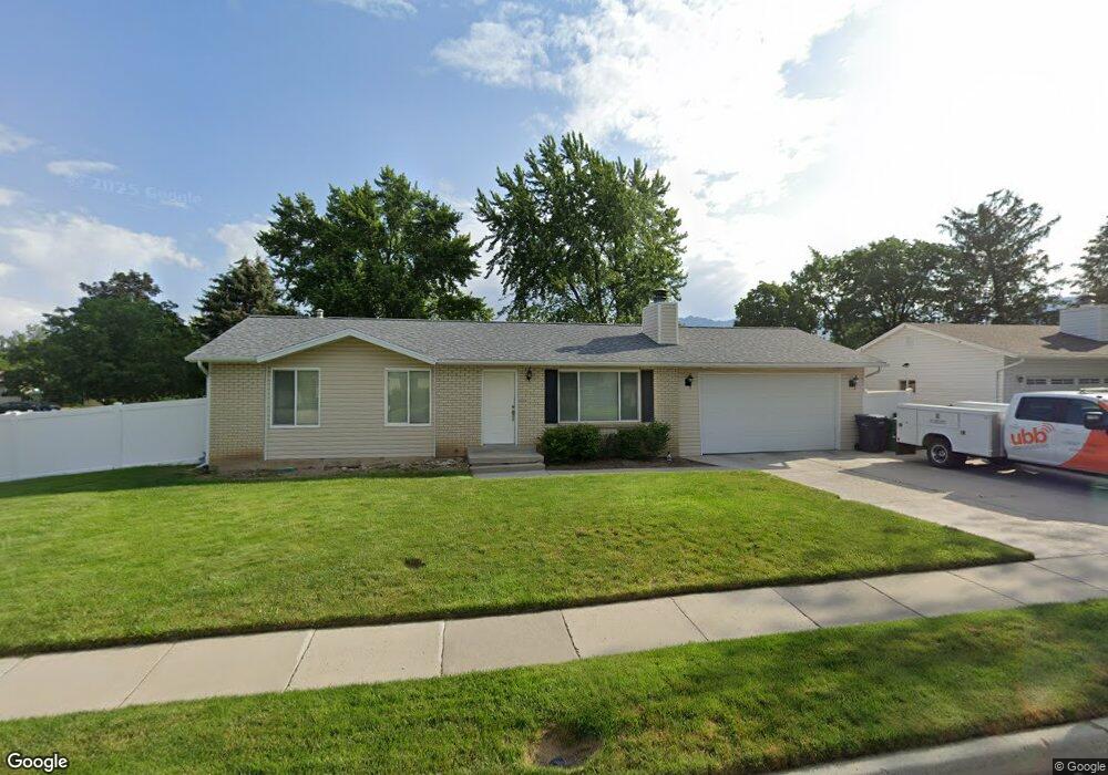 1403 E Coppercreek Rd, Sandy, UT 84093 - photo 1