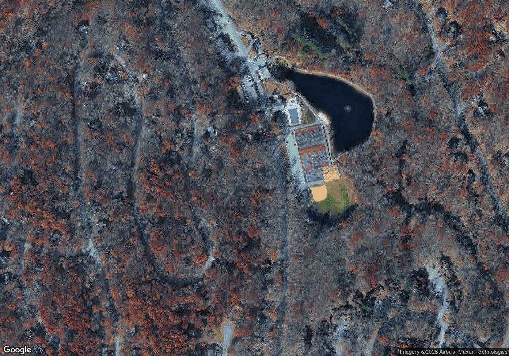 553 Saw Creek Estate, Bushkill, PA 18324 - photo 1