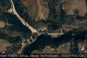 12189 Lovers Ln, Sherrill, IA 52073