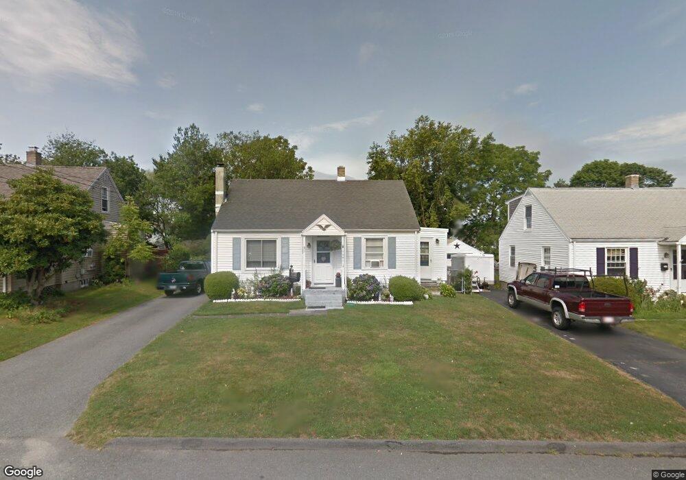 8 King Rd, Middletown, RI 02842 - photo 1