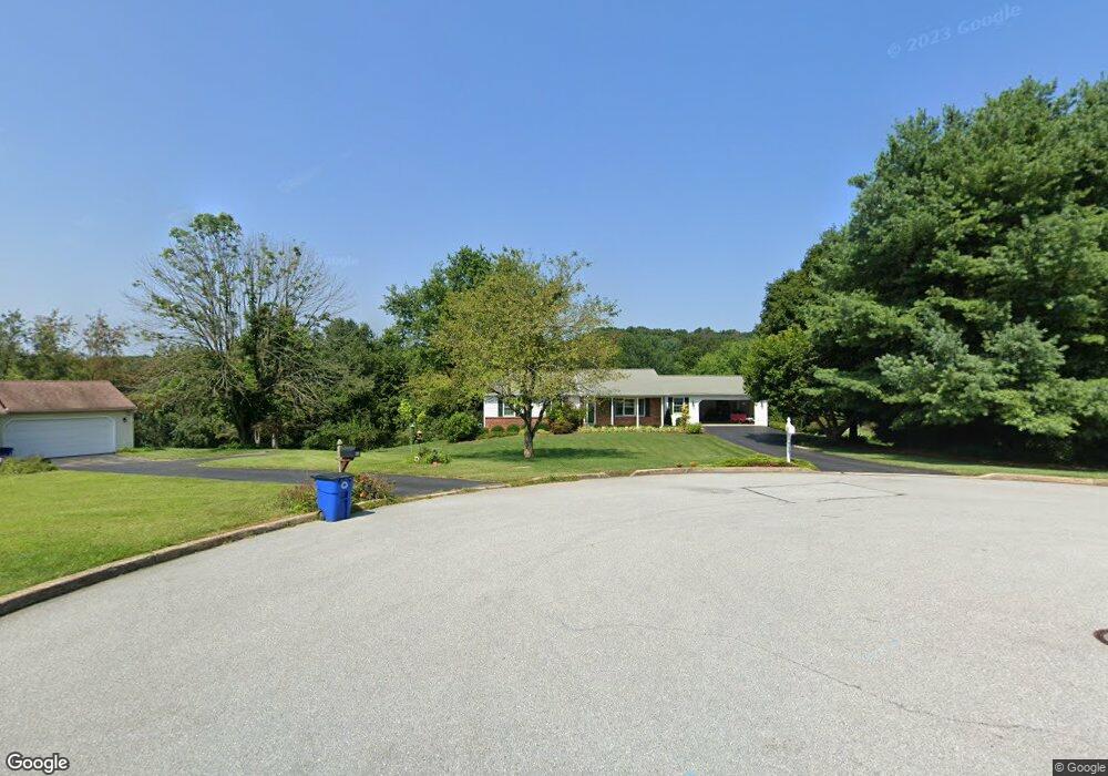 719 Morgan Cir, West Chester, PA 19380 - photo 1