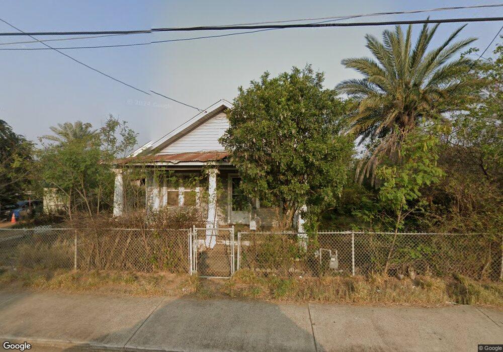 2416 Springfield Ave, Laredo, TX 78040 - photo 1