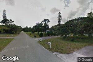 6541 Hillside Ln, Lake Worth, FL 33462