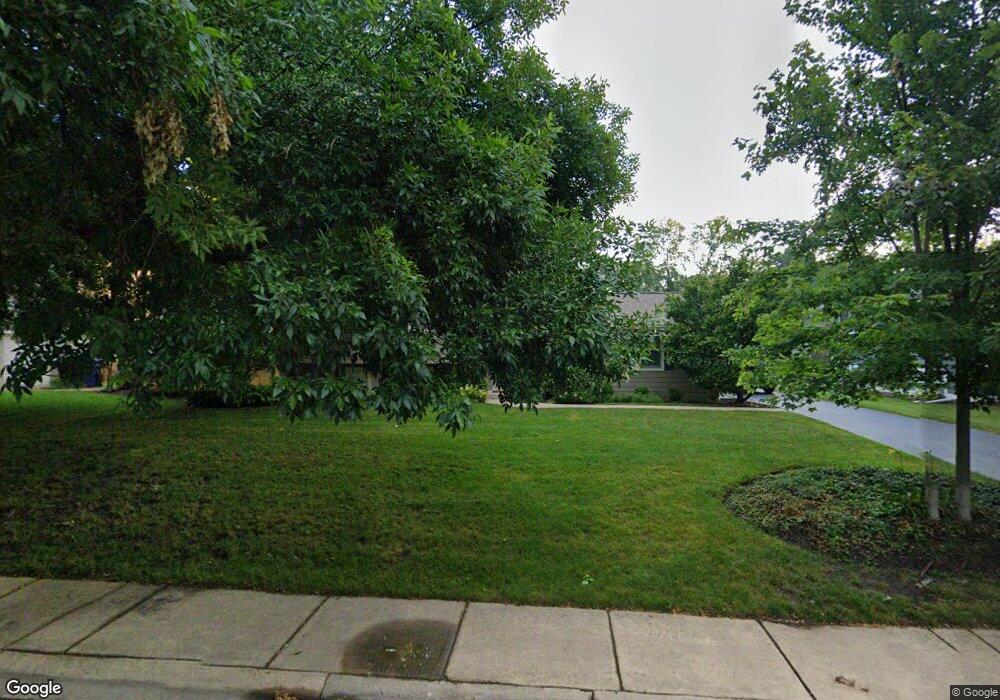 561 Cypress Dr, Naperville, IL 60540 - photo 1