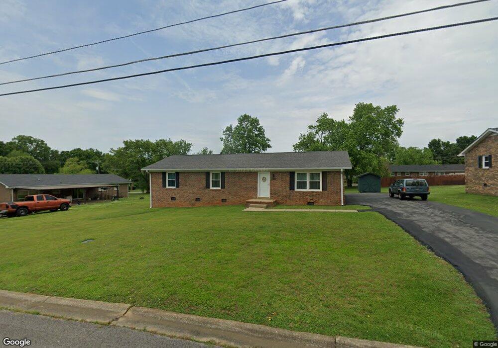 1303 Northcutt Dr, Shelbyville, TN 37160 - photo 1