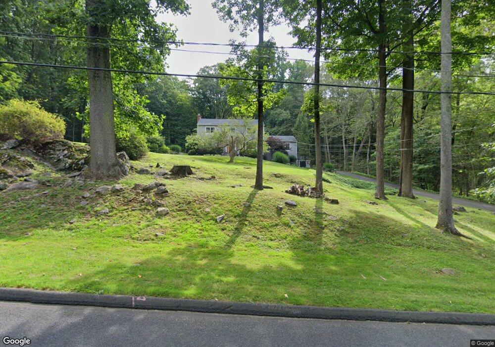 41 Minuteman Rd, Ridgefield, CT 06877 - photo 1