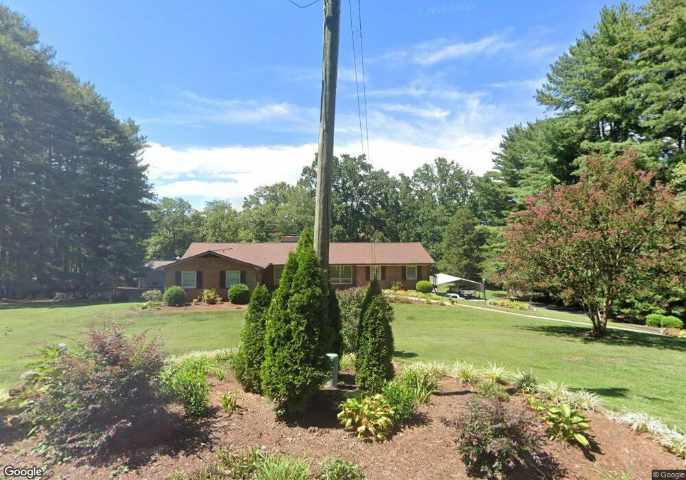 8 Holly Hill Dr, Asheville, NC 28806 - photo 1