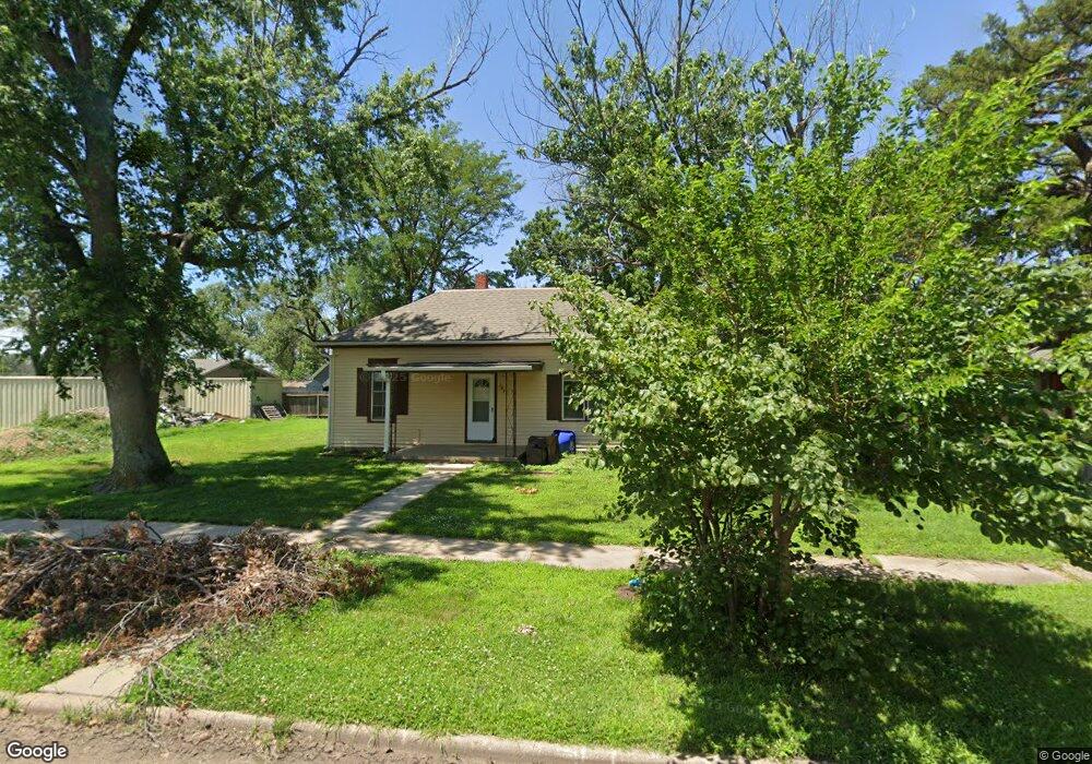 509 N Lehmer St, McPherson, KS 67460 - photo 1