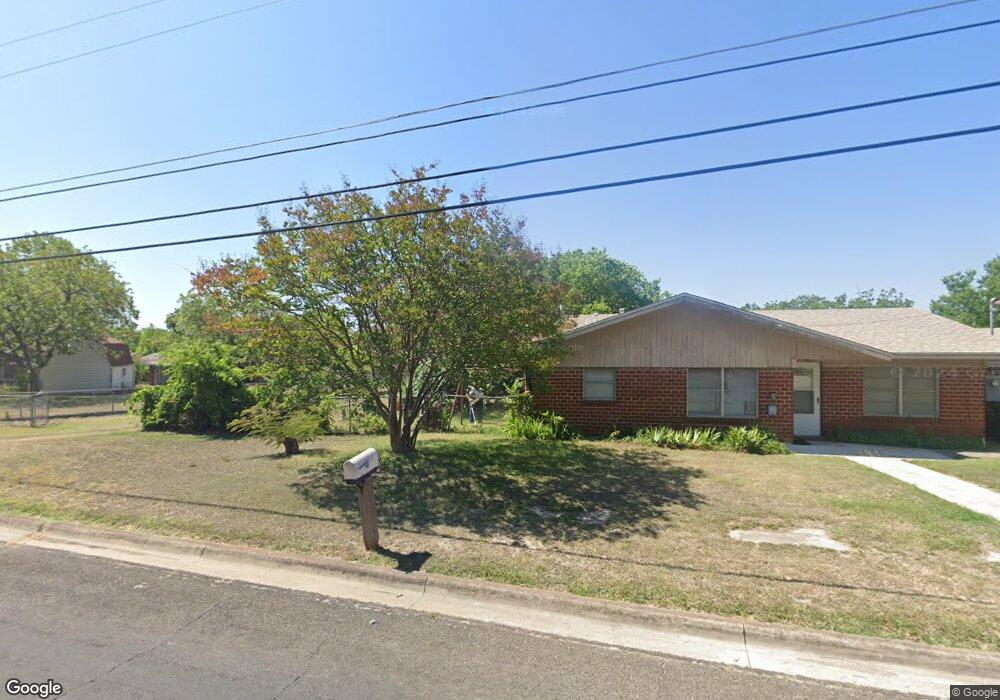 302 E Avenue A, Copperas Cove, TX 76522 - photo 1