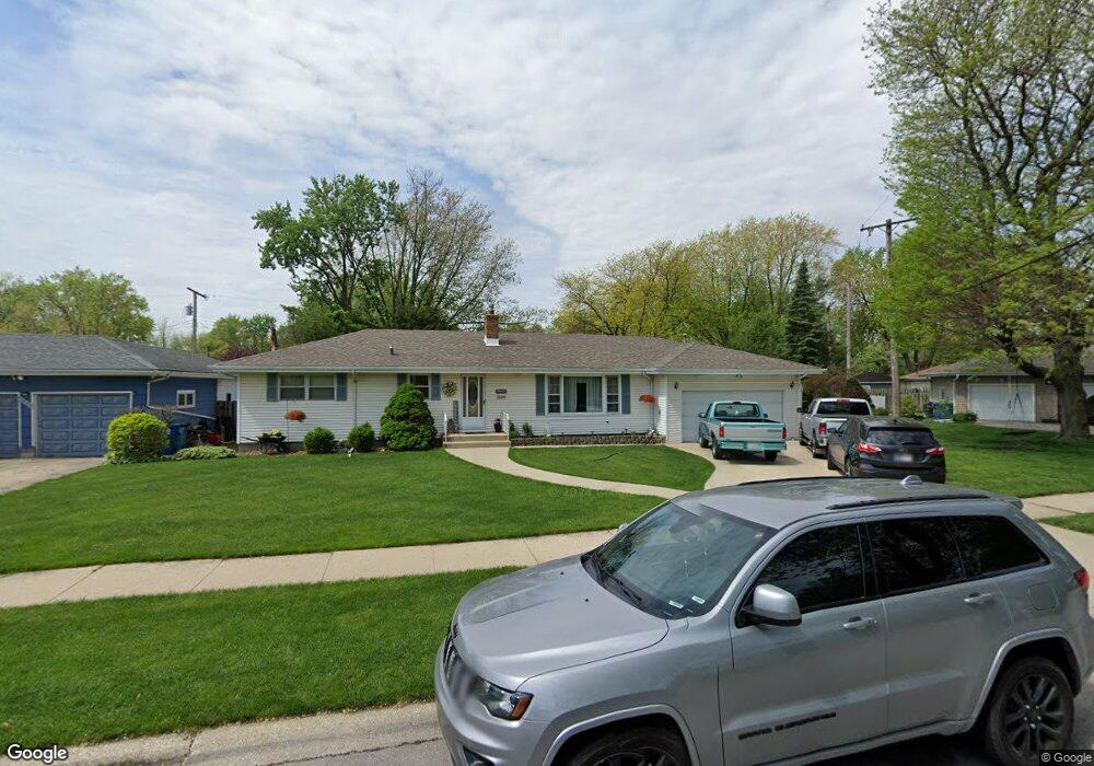 8942 Pettit Dr, Highland, IN 46322 - photo 1