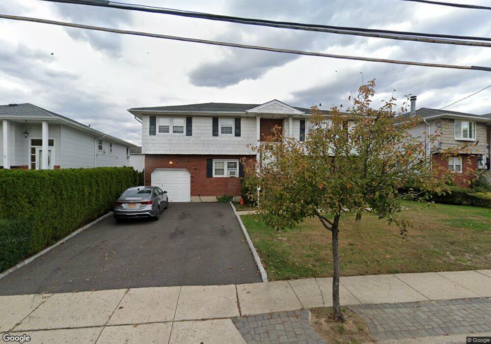 1152 Tulip Ave, Franklin Square, NY 11010 - photo 1