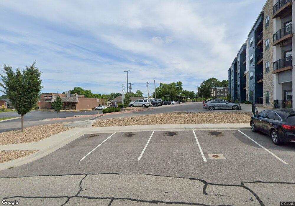 6012 Roger Dr, Shawnee, KS 66203 - photo 1