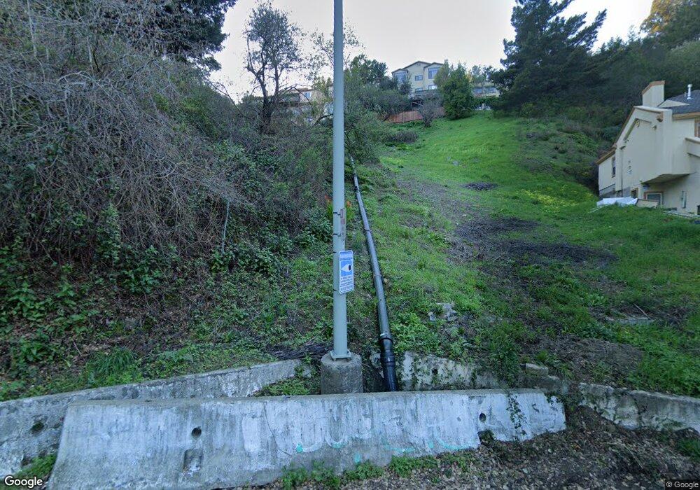 7137 Buckingham Blvd, Berkeley, CA 94705 - photo 1