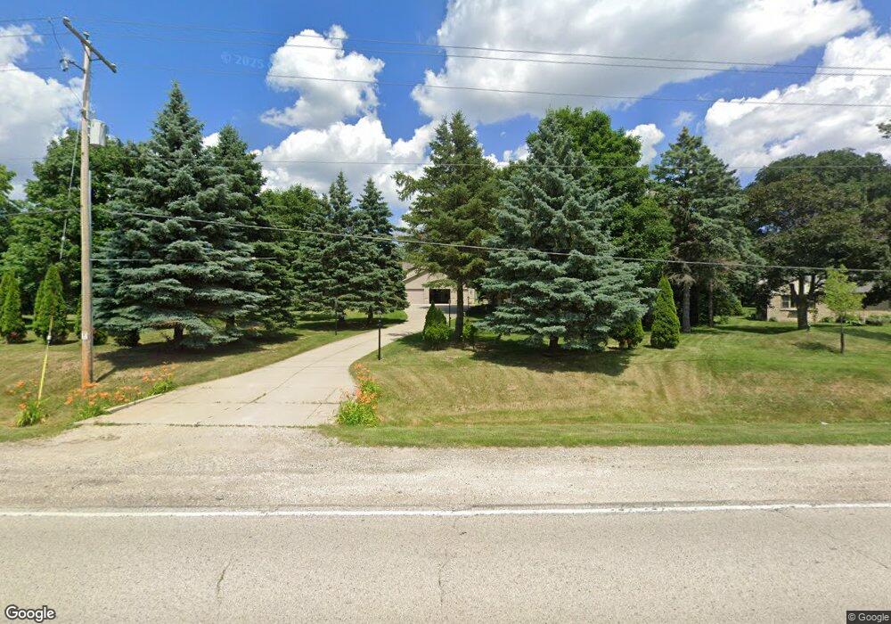 W266N5722 Moraine Dr, Sussex, WI 53089 - photo 1