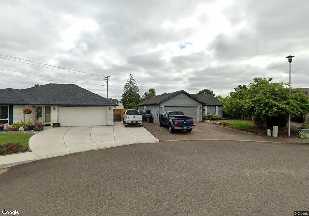 696 SE 6th Place, Canby, OR 97013 - photo 1