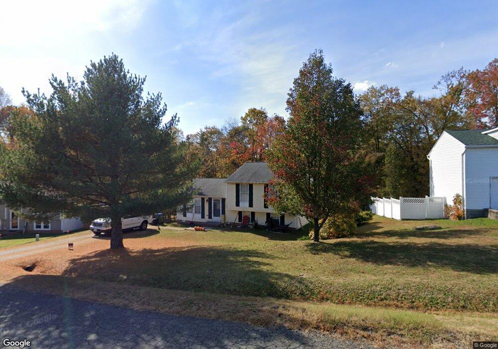 10904 Long Leaf Ct, Fredericksburg, VA 22407 - photo 1