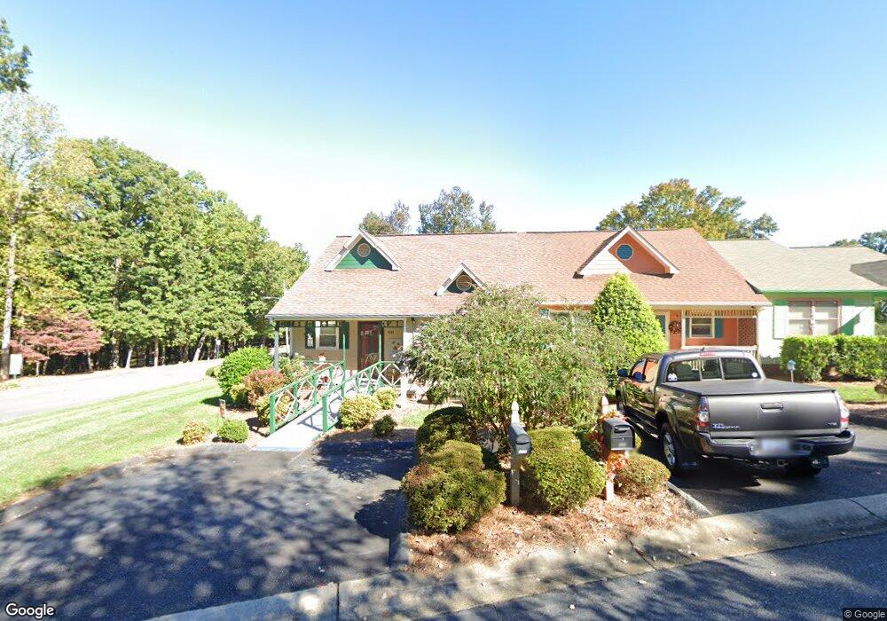 403 Windsor Ln, Statesville, NC 28677 - photo 1