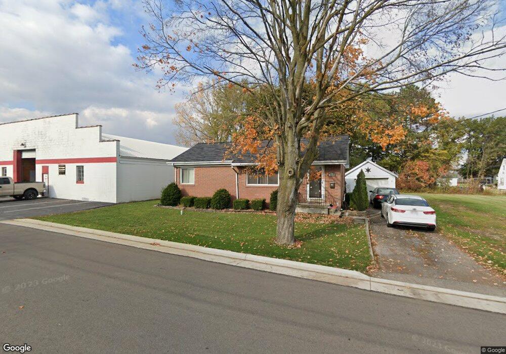 514 W Guthrie Dr, Upper Sandusky, OH 43351 - photo 1