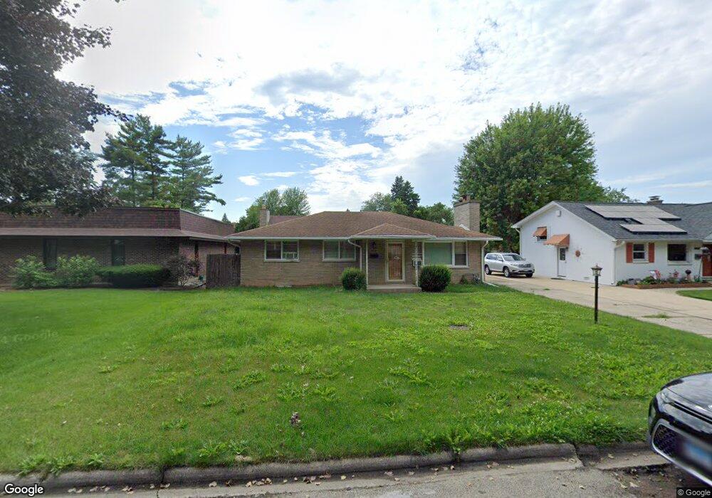 2100 N Poplar St, Waukegan, IL 60087 - photo 1